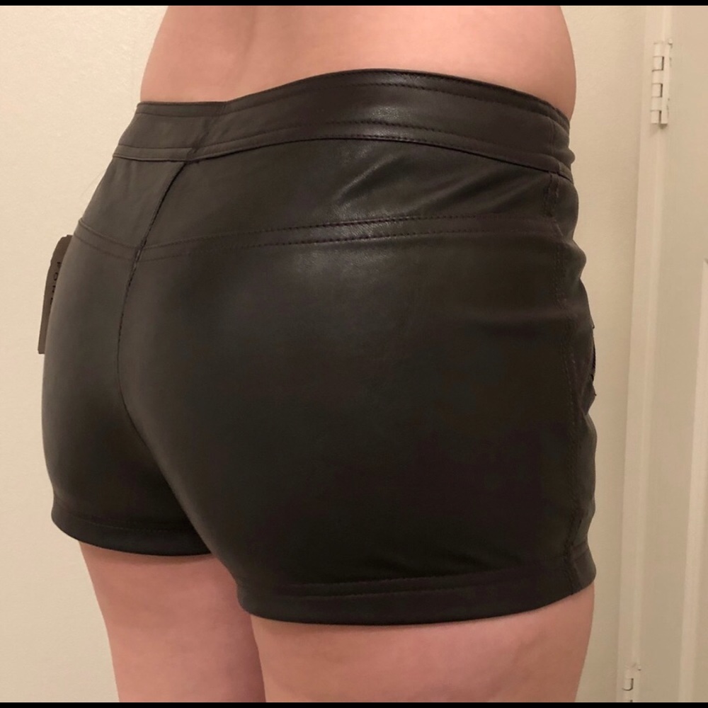 Tank Top Shorts Outfit - Picture 7 of 8